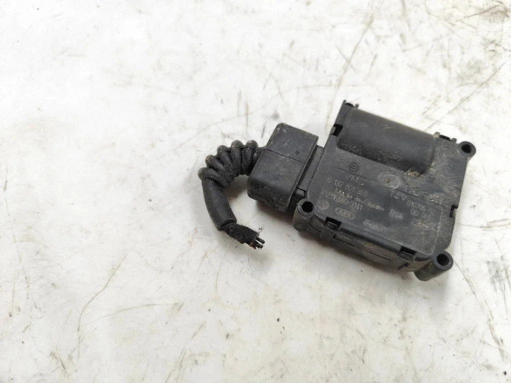 Air flap motor/actuator 0132801359