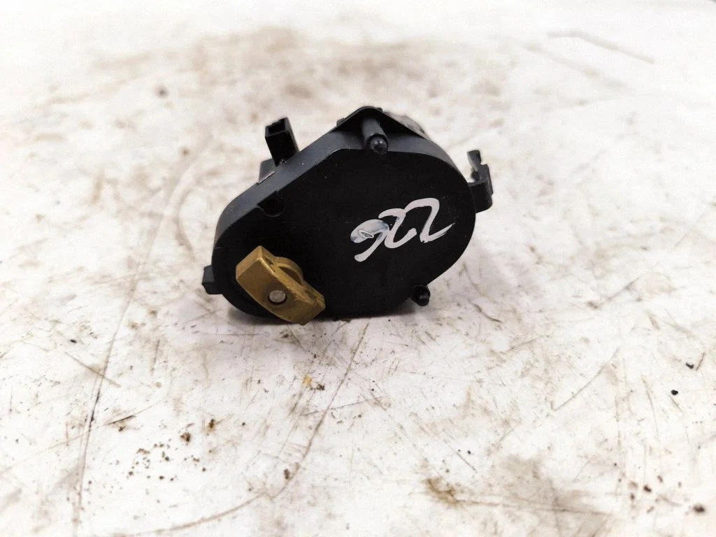 Air flap motor/actuator 8370563