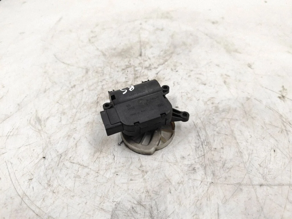 Air flap motor/actuator 8E1820511C