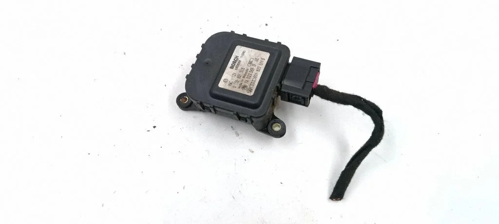 Air flap motor/actuator 8D1820511B
