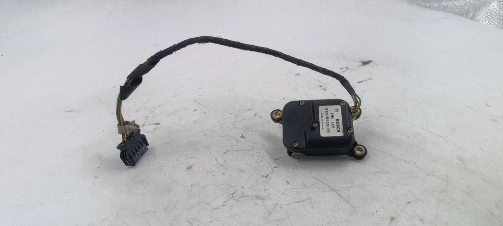 Air flap motor/actuator 0132801026