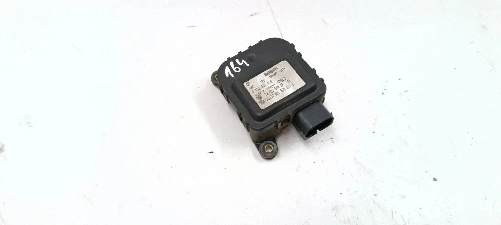 Gaisa aizvara motoriņš/aktuators 8D1820511B