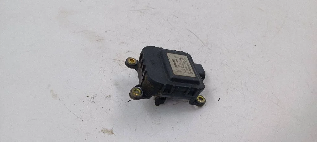 Air flap motor/actuator 4B1820511B