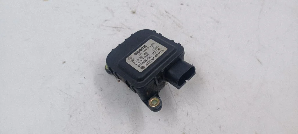 Õhuklapi mootor / ajam 4B1820511K