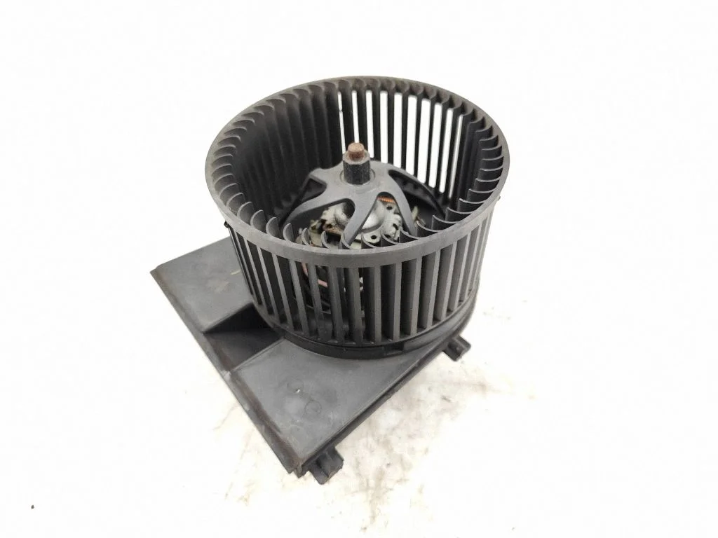 Heater fan/blower 1J181921B