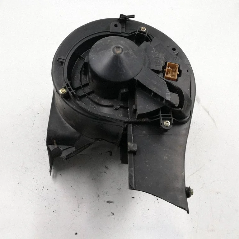 Krāsniņas ventilators/pūtējs 8D1820005P