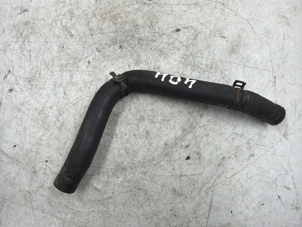 Engine coolant pipe/hose 03G121096
