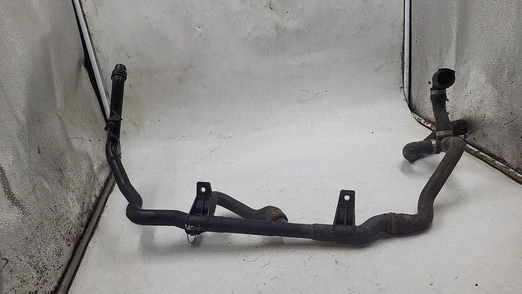 Engine coolant pipe/hose 22793115
