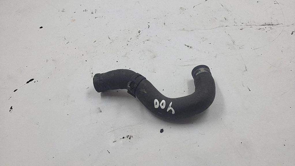 Motora dzesēšanas caurule (-es)/šļūtene (-es)