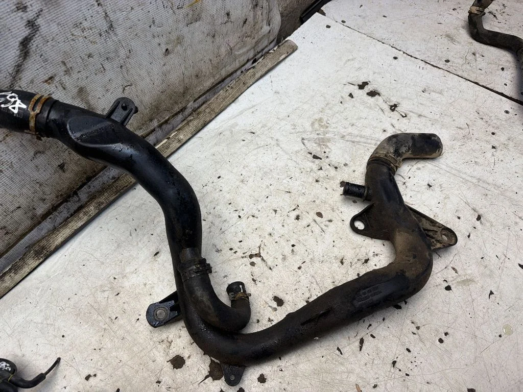Engine coolant pipe/hose 13111683