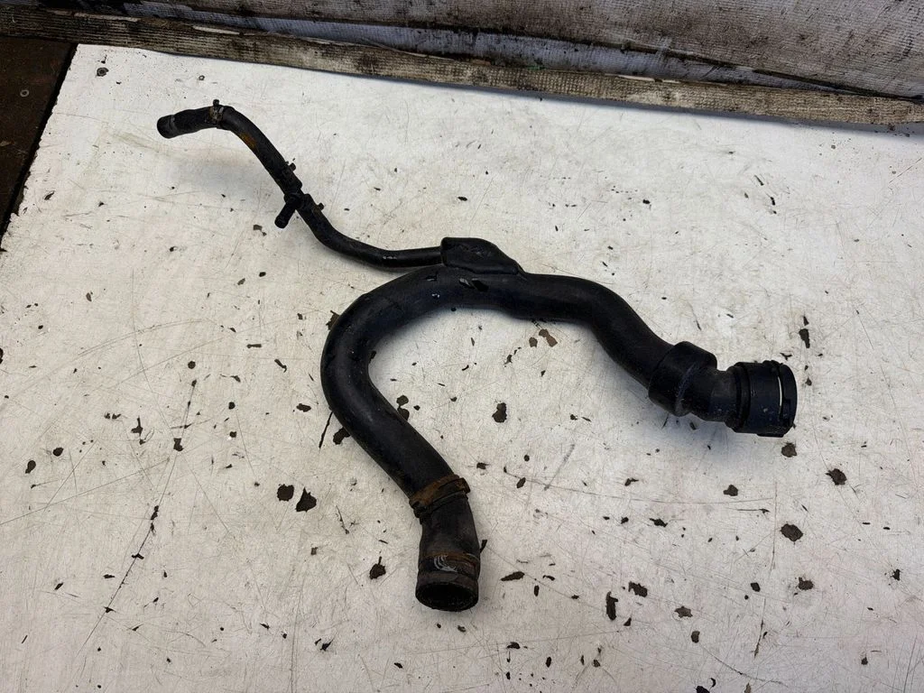 Engine coolant pipe/hose 4B0121101H
