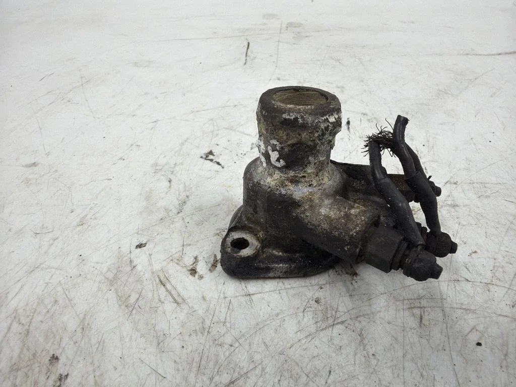 Mootori jahutusvedeliku toru / voolik – Audi A4 S4 B5 8D (1994-1999)
