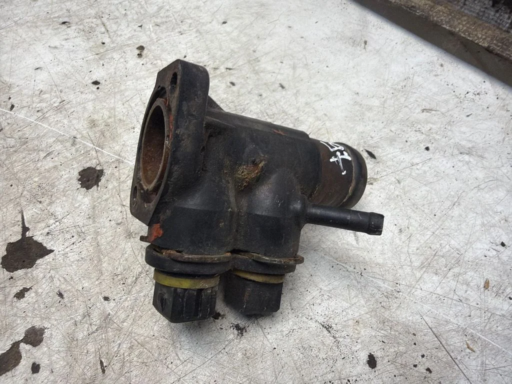Engine coolant pipe/hose – Volkswagen Sharan (1996-2000)