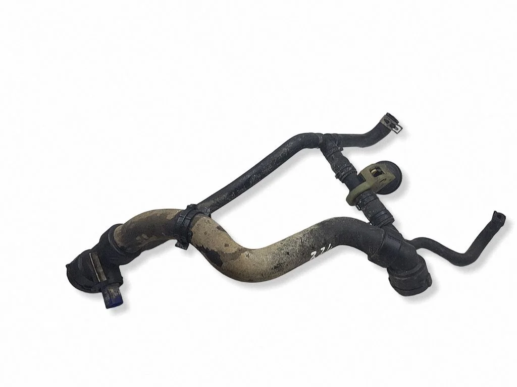 Engine coolant pipe/hose
