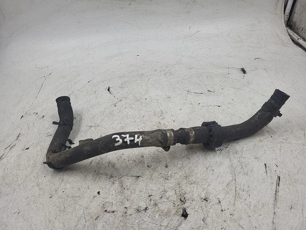 Engine coolant pipe/hose