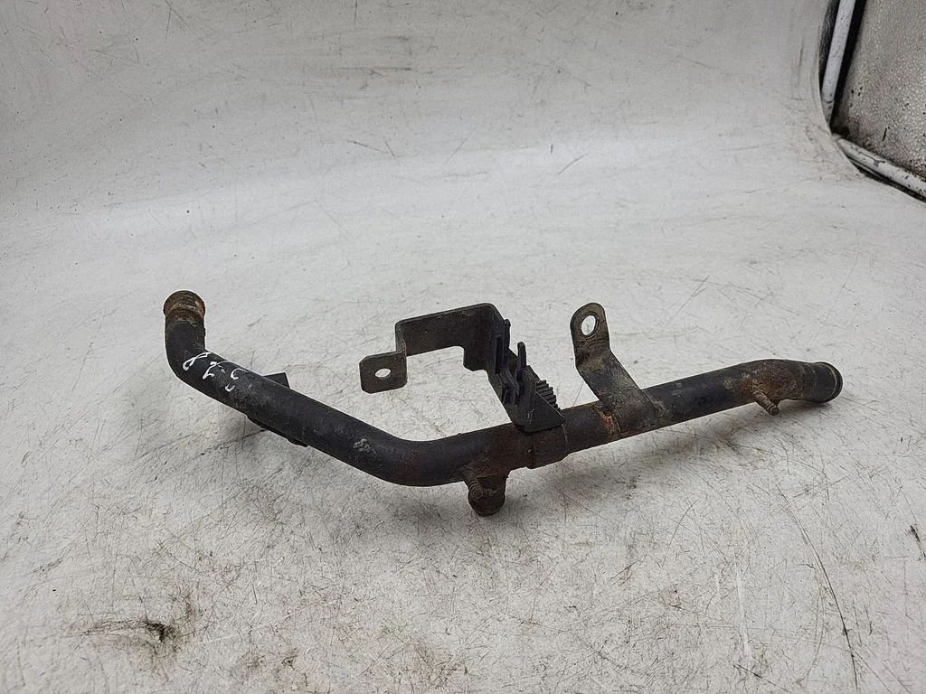 Engine coolant pipe/hose
