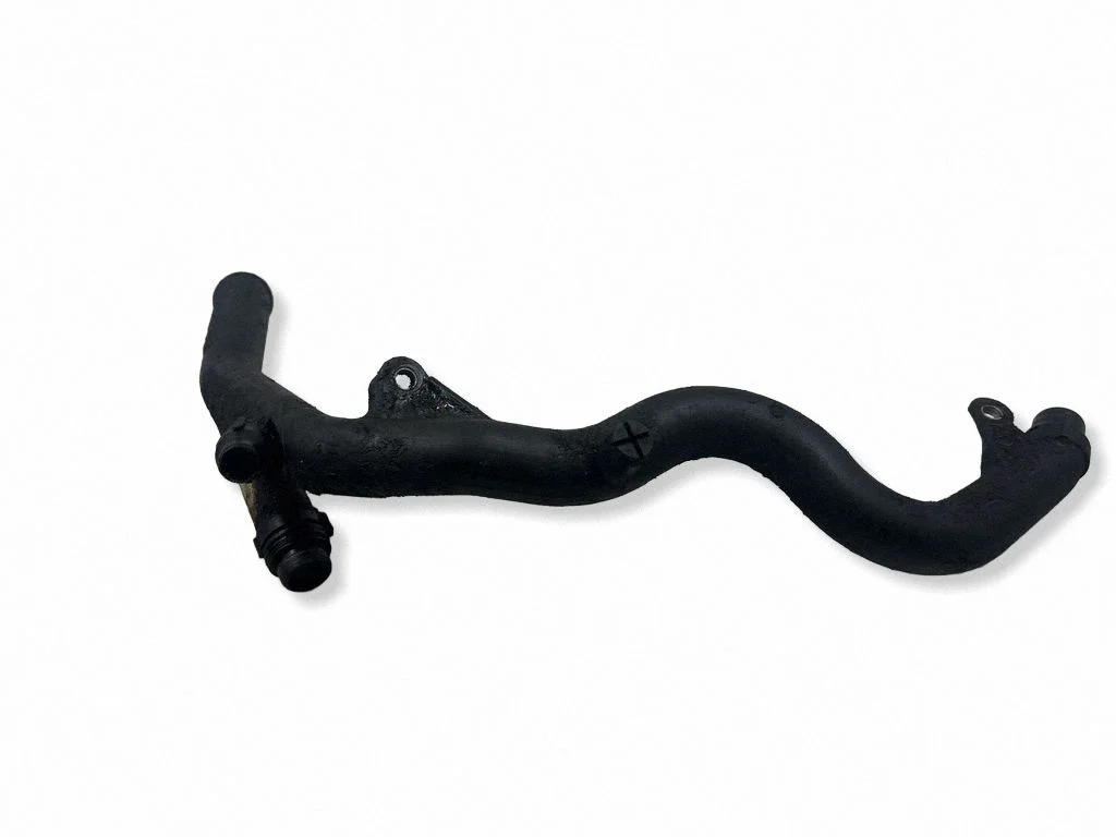 Engine coolant pipe/hose