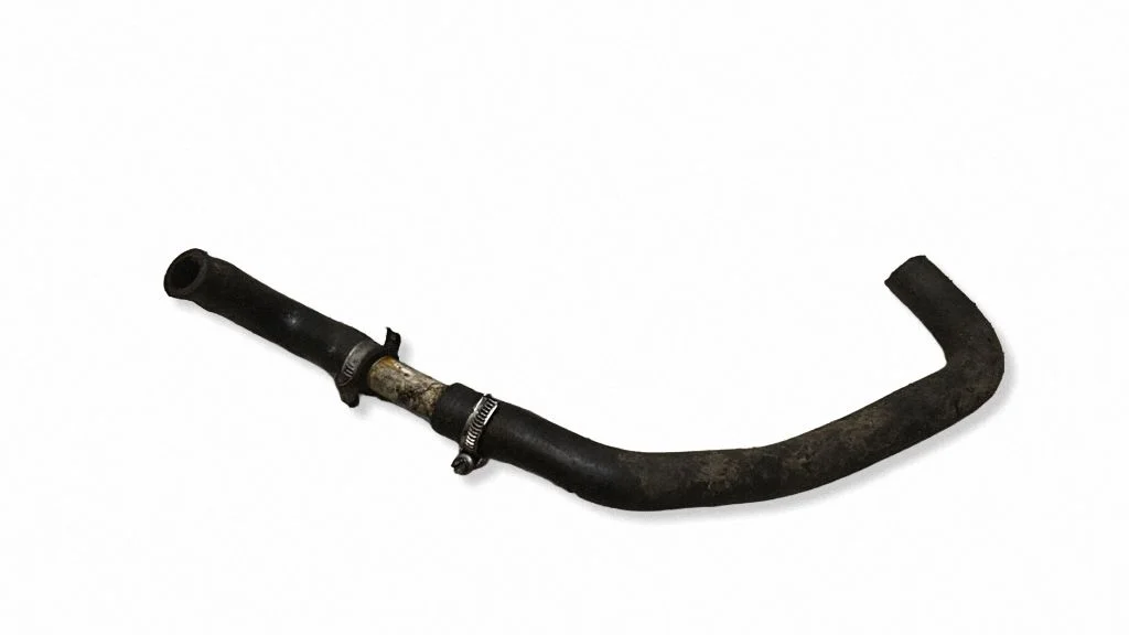 Engine coolant pipe/hose