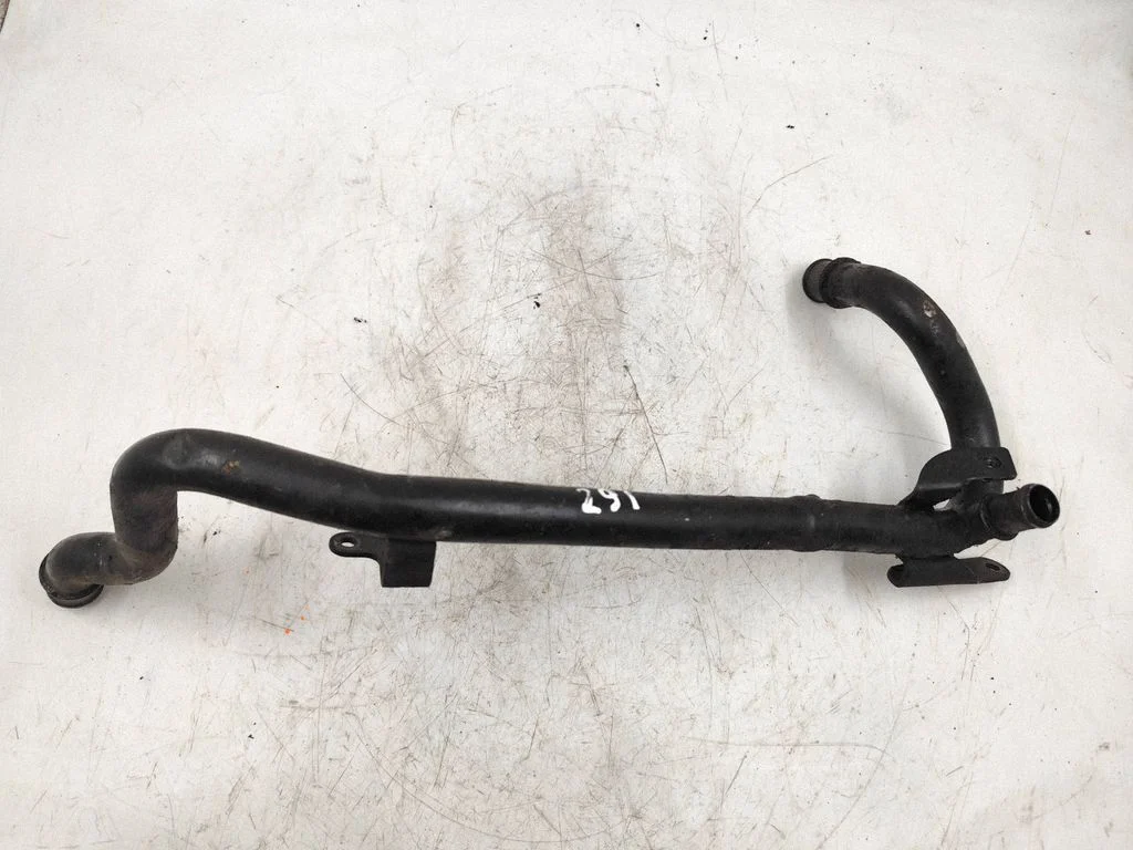 Engine coolant pipe/hose