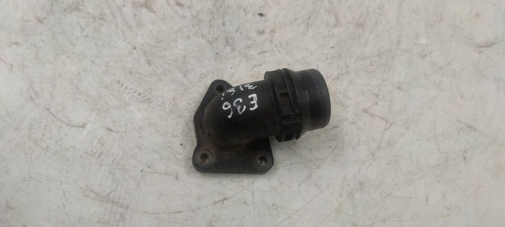 Engine coolant pipe/hose 1743329