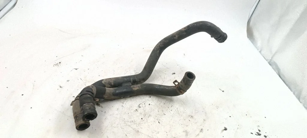 Engine coolant pipe/hose 7797