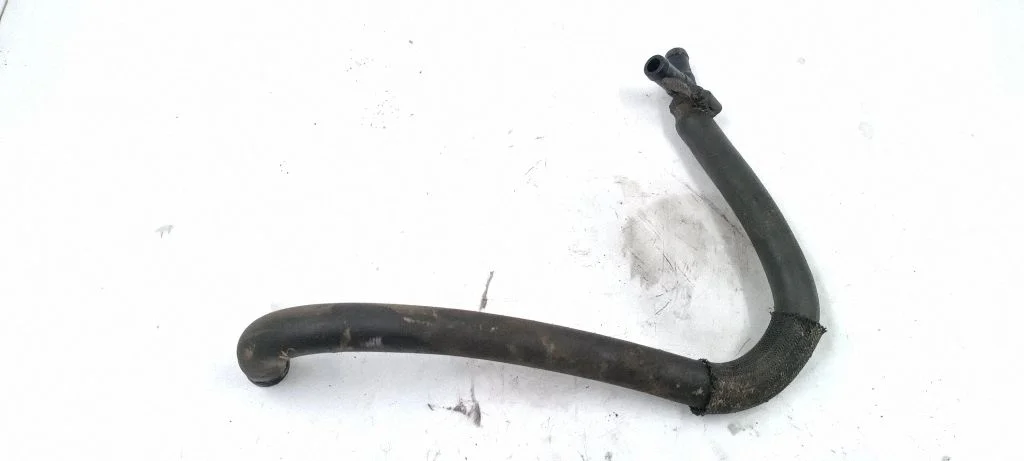 Engine coolant pipe/hose 9492754