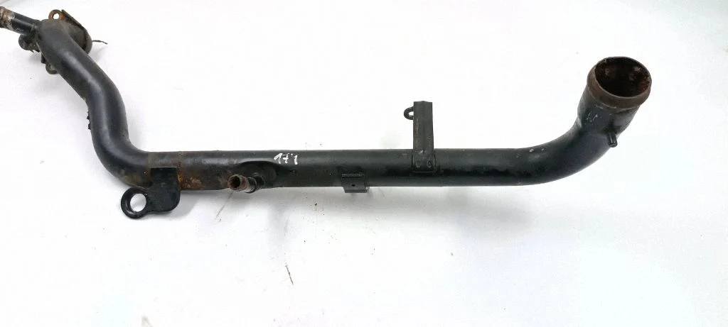 Engine coolant pipe/hose 053121071J