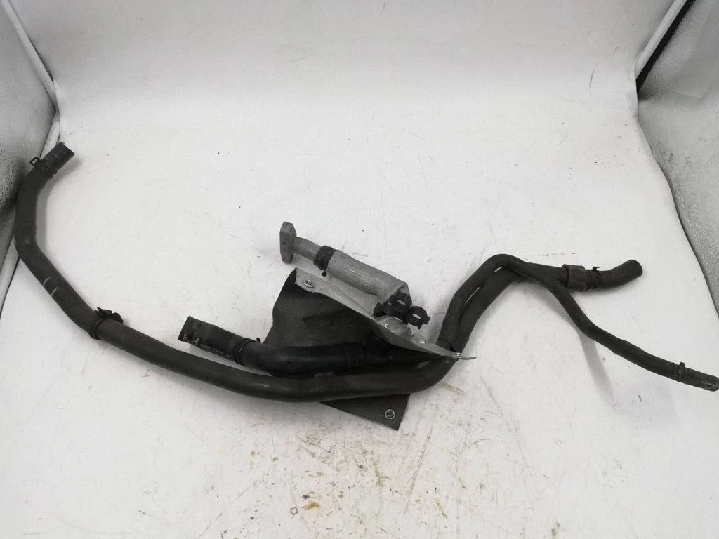Engine coolant pipe/hose 7L0121156