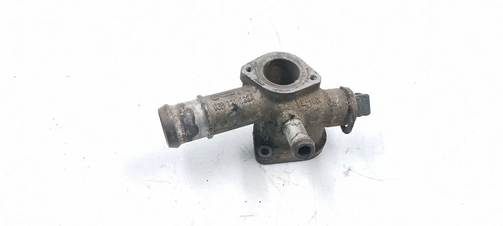 Engine coolant pipe/hose 038121133A