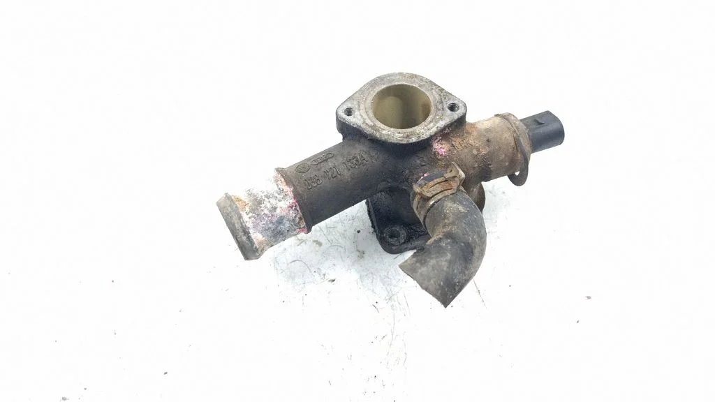 Motora dzesēšanas caurule (-es)/šļūtene (-es) 038121133A