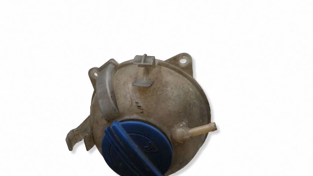 Coolant expansion tank/reservoir