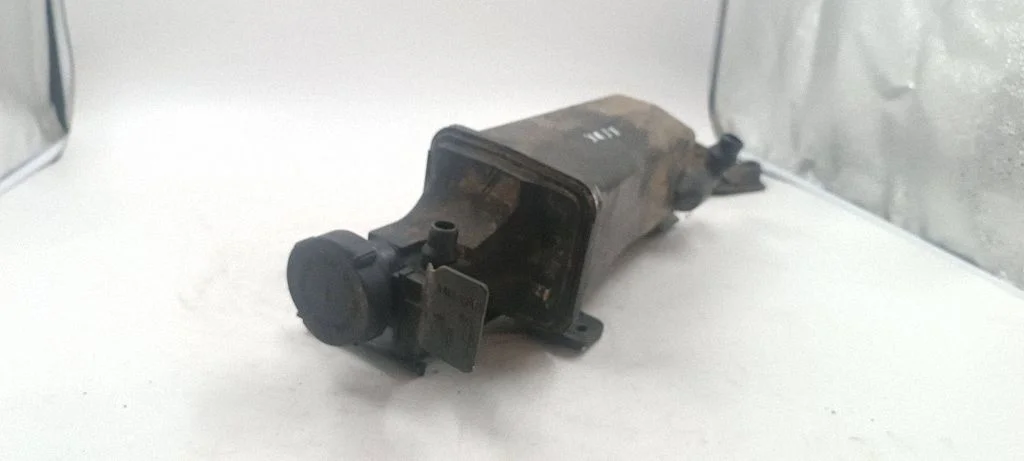Coolant expansion tank/reservoir 7787040