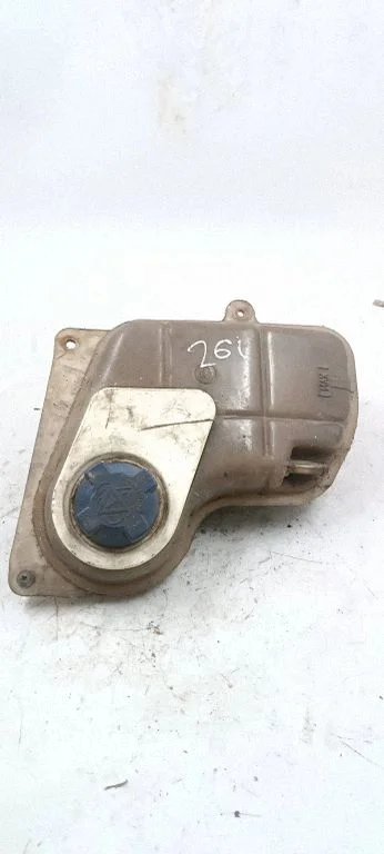 Coolant expansion tank/reservoir 8D0121403C