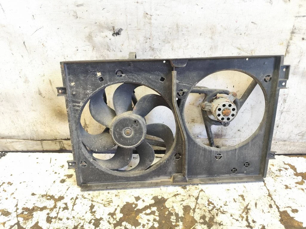 Wentylator chłodnicy elektryczny 1J0959455K