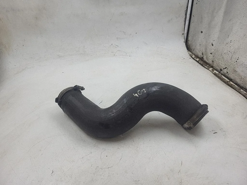 Intercooler hose/pipe