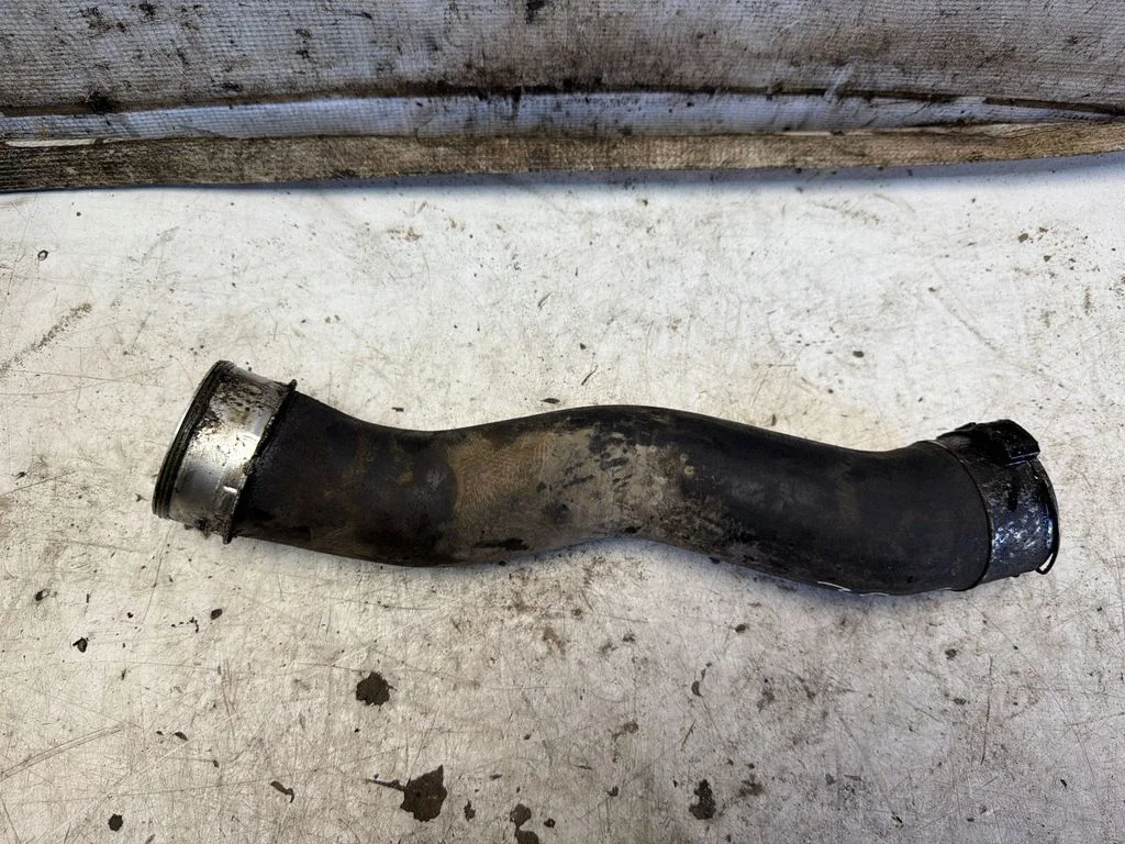 Vahejahuti voolik (-ud)/ toru (-d) – BMW X1 E84 (2009-2015)