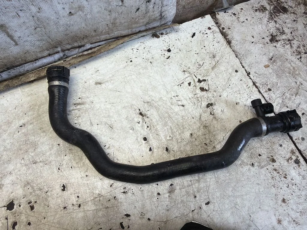 Intercooler hose/pipe 224977805