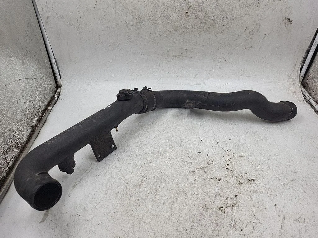 Intercooler hose/pipe 8D0145840