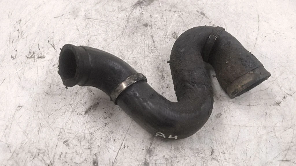 Intercooler hose/pipe