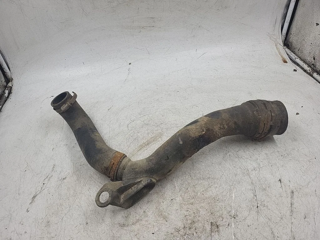 Intercooler hose/pipe