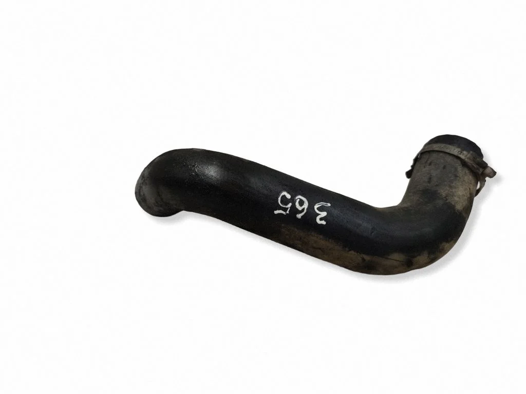 Intercooler hose/pipe