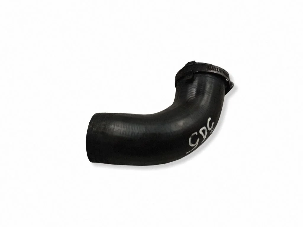 Intercooler hose/pipe