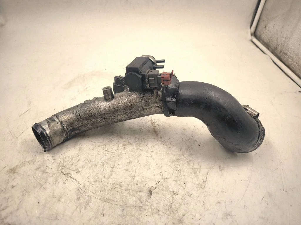 Intercooler hose/pipe – Nissan Primera (2002-2007)
