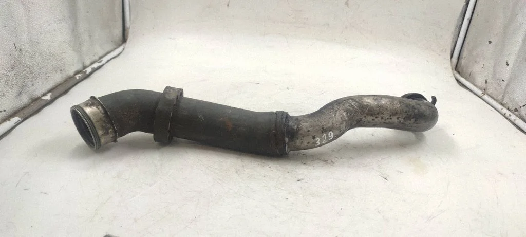 Intercooler hose/pipe