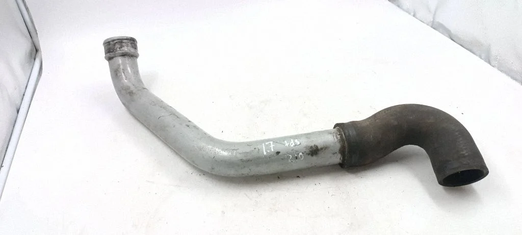 Intercooler hose/pipe