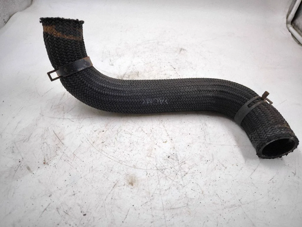 Intercooler hose/pipe