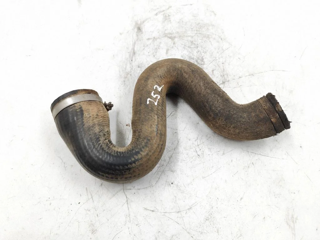 Intercooler hose/pipe