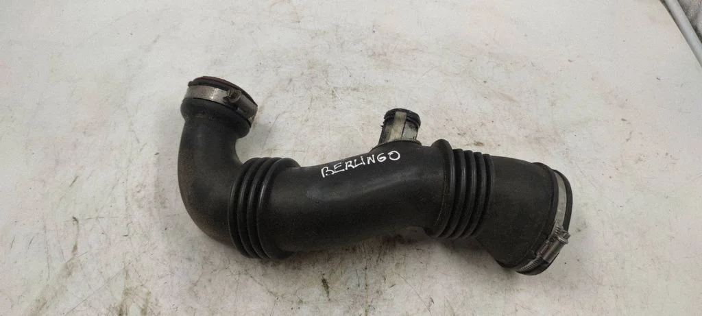Intercooler hose/pipe 9687883680