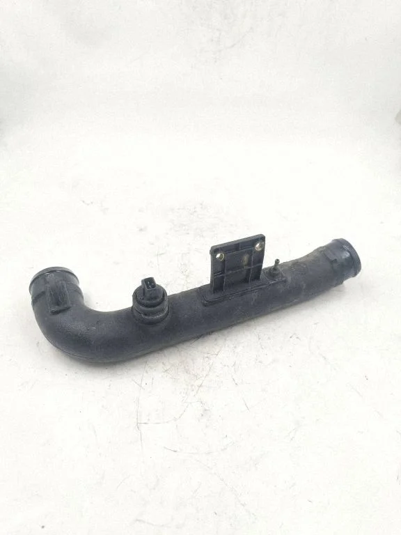 Intercooler hose/pipe 8D0145840A