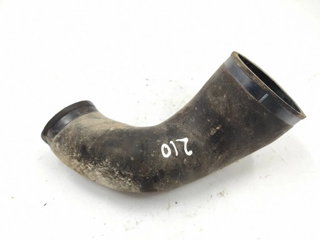 Intercooler hose/pipe